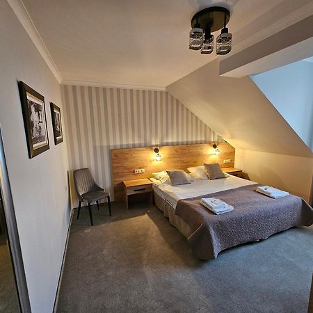 Hotel Onyx Gubin Extérieur photo