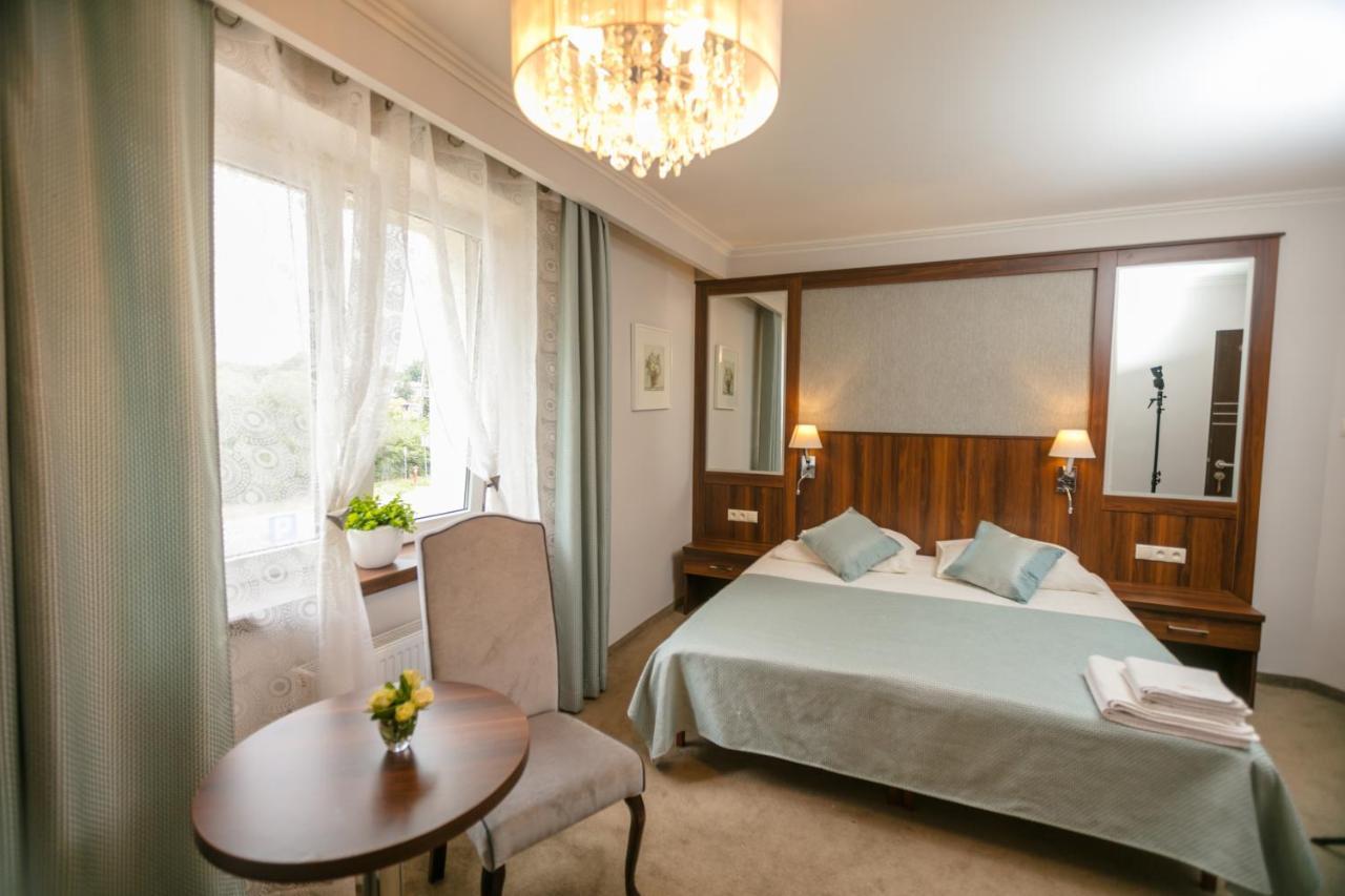 Hotel Onyx Gubin Extérieur photo