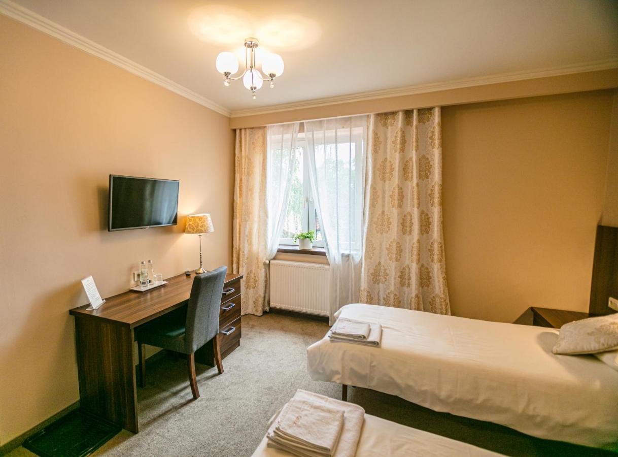 Hotel Onyx Gubin Extérieur photo