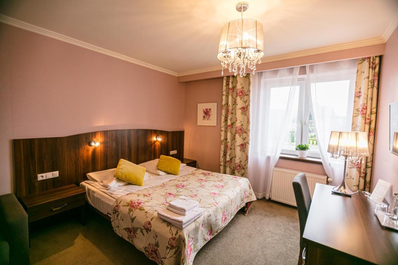 Hotel Onyx Gubin Extérieur photo