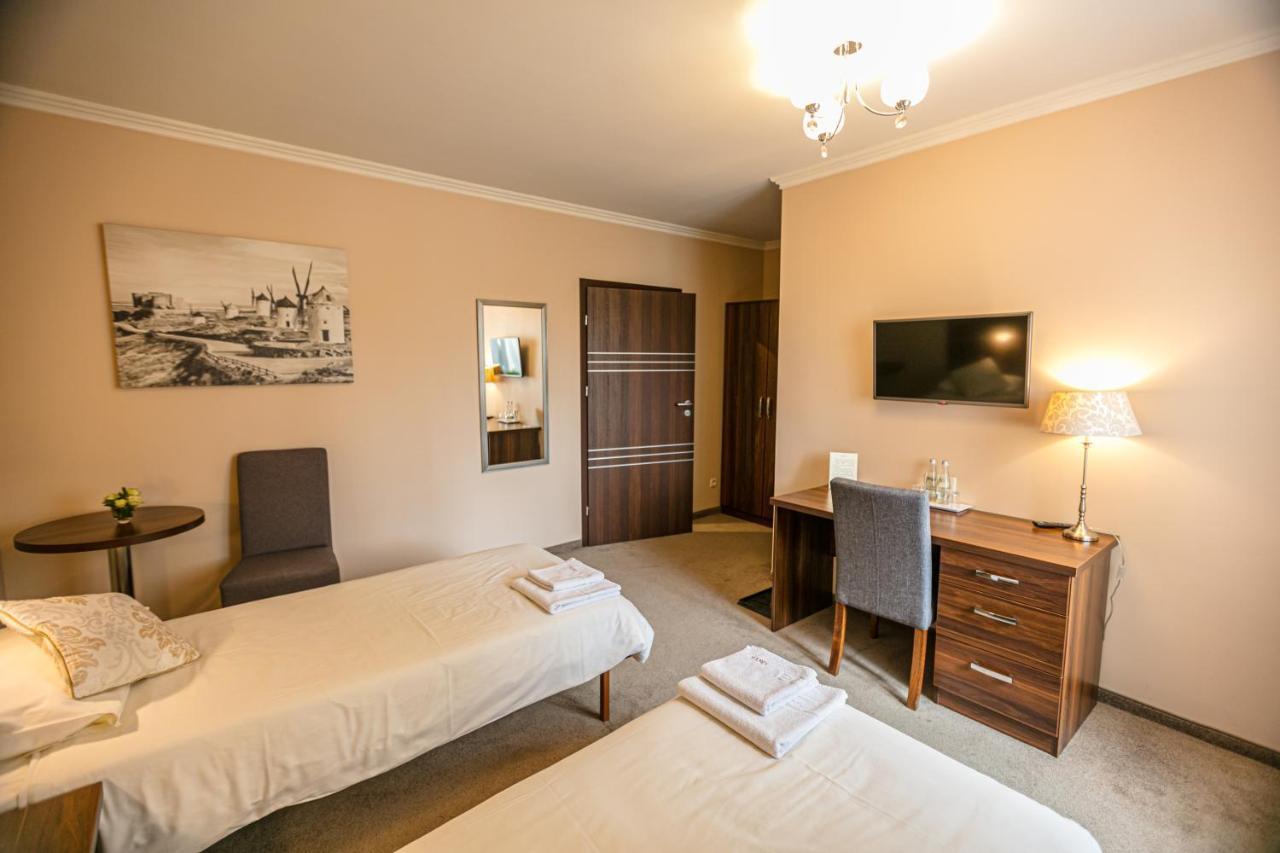 Hotel Onyx Gubin Extérieur photo