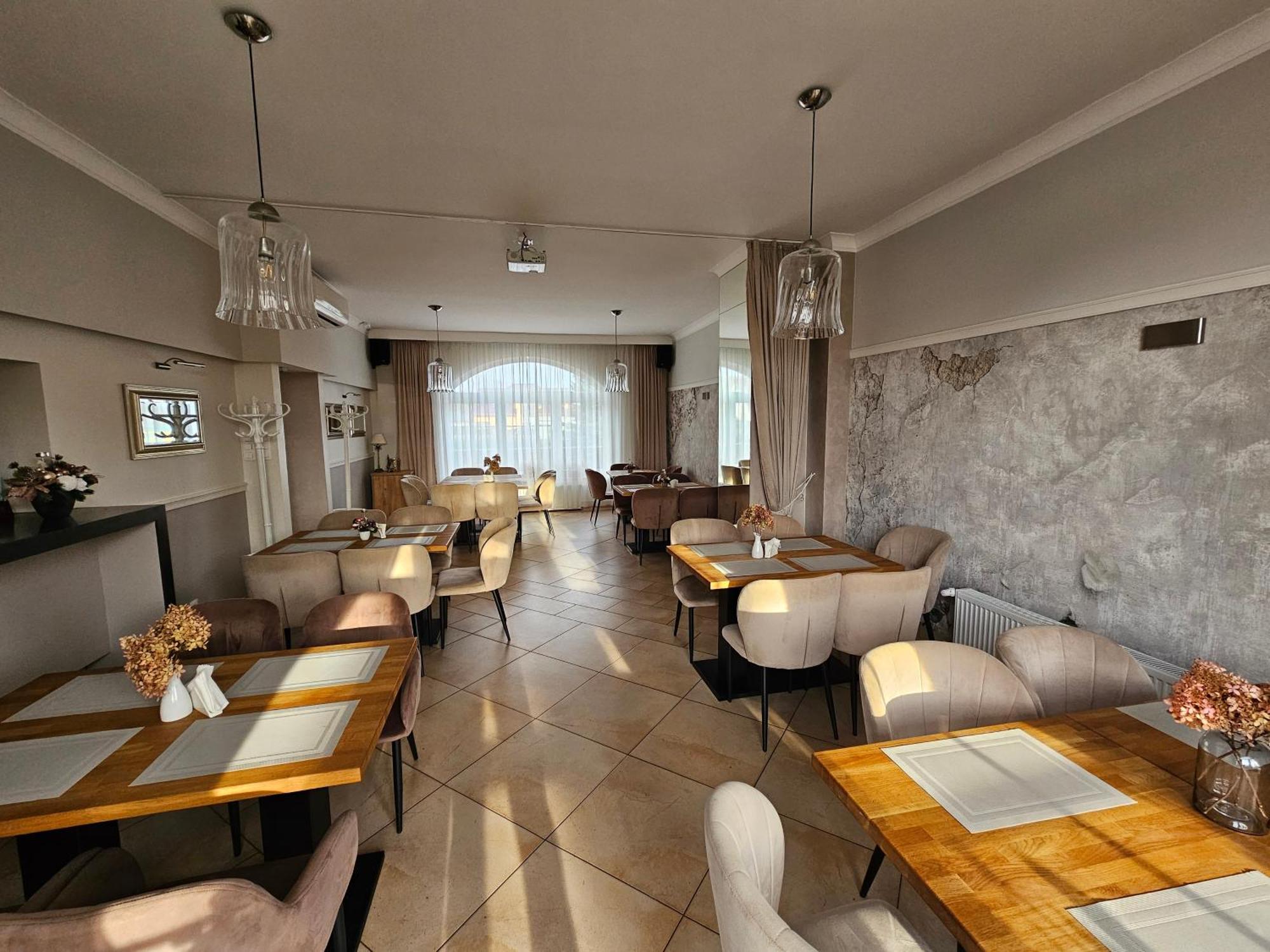 Hotel Onyx Gubin Extérieur photo