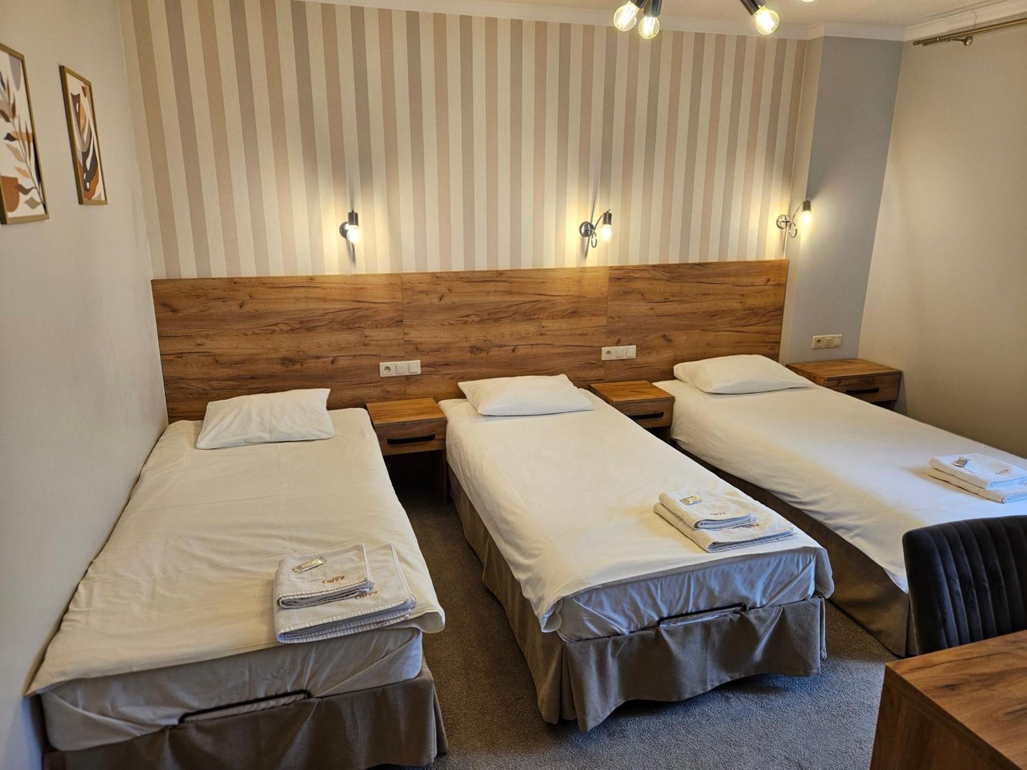 Hotel Onyx Gubin Extérieur photo